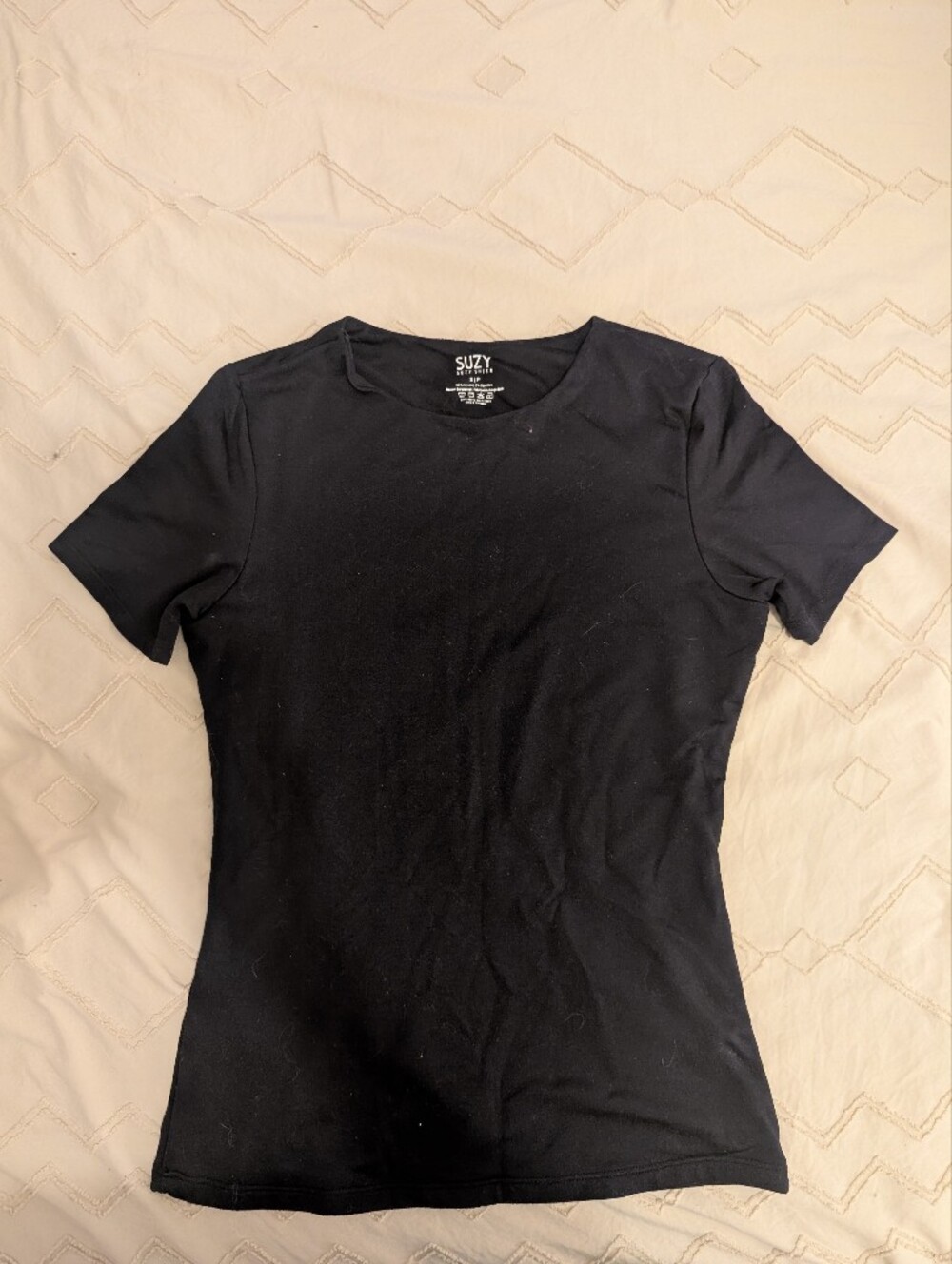 Suzy Shier Black Short Sleeve Crew Tee, form fitting
